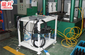 成套高精度同步頂升系統(tǒng) 成套高精度同步頂升系統(tǒng)